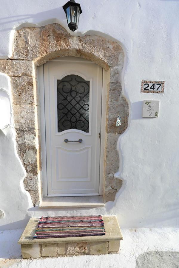 Ravi Boutique Home - 1 Minute Walk From Beach كاليفيس المظهر الخارجي الصورة